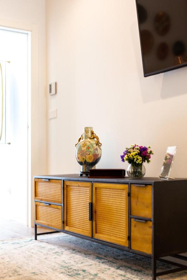 Stupendo- Two Rooms, Patio With Refreshing Pond-Center-Air Conditioning-Free Park Lisboa Eksteriør bilde