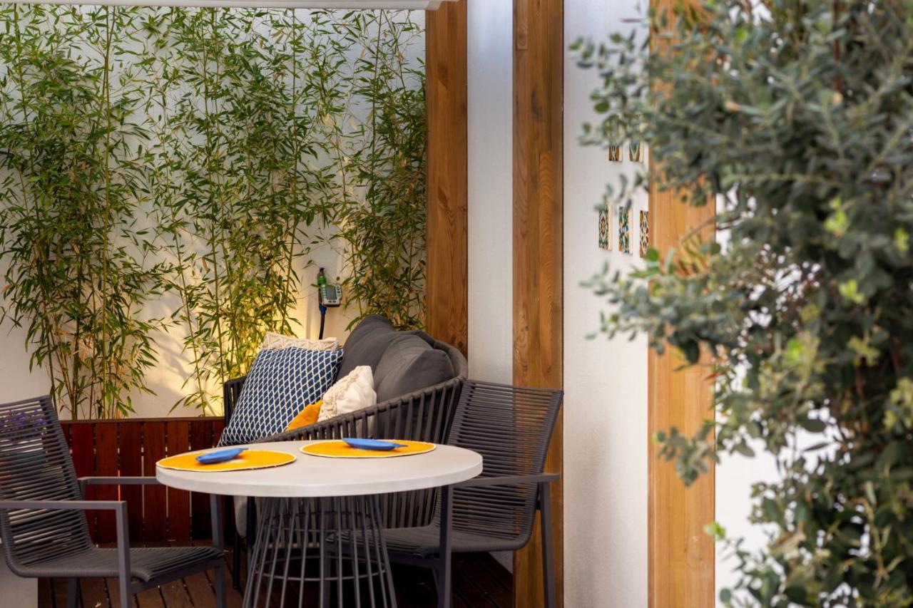 Stupendo- Two Rooms, Patio With Refreshing Pond-Center-Air Conditioning-Free Park Lisboa Eksteriør bilde