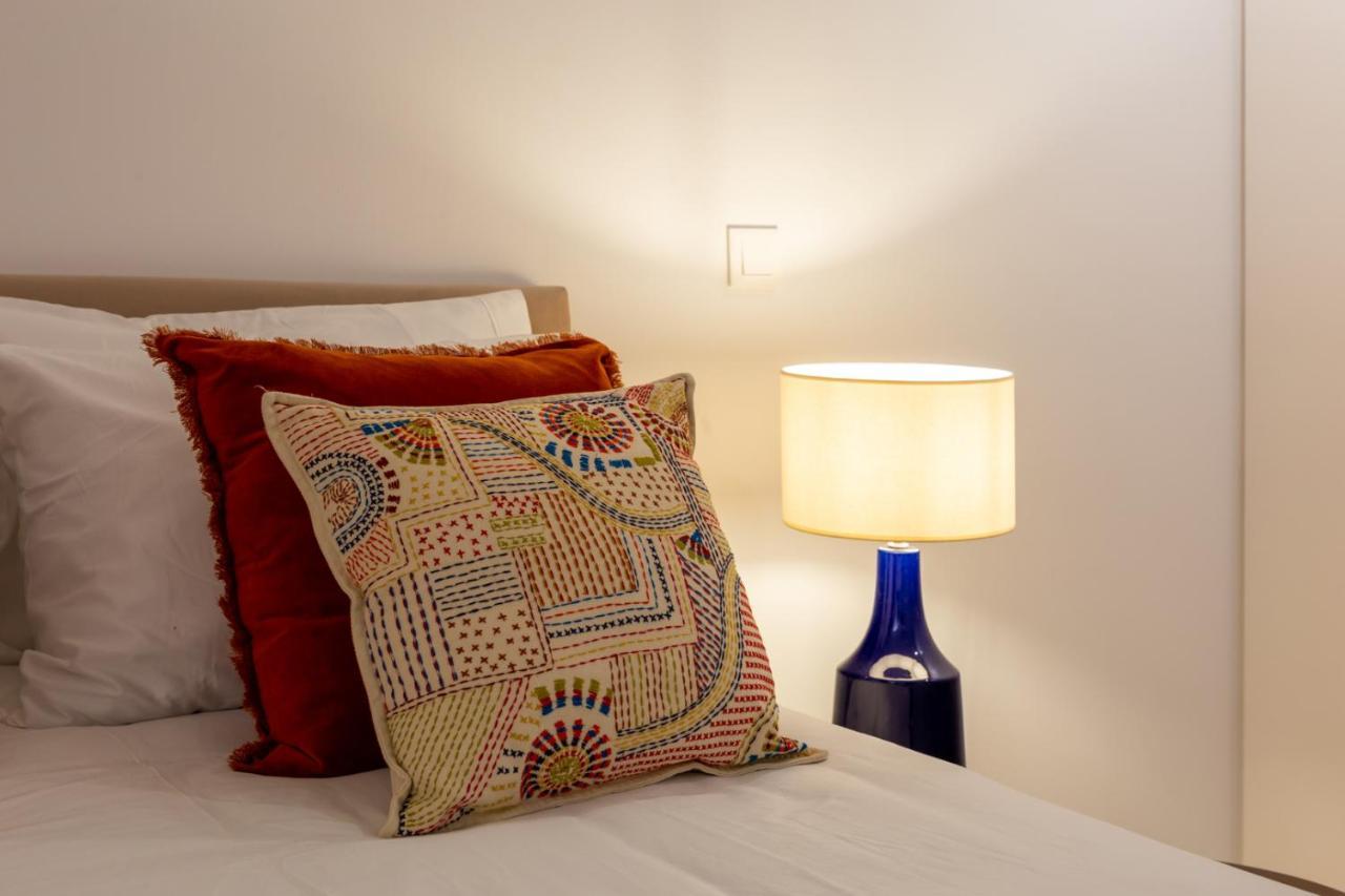 Stupendo- Two Rooms, Patio With Refreshing Pond-Center-Air Conditioning-Free Park Lisboa Eksteriør bilde