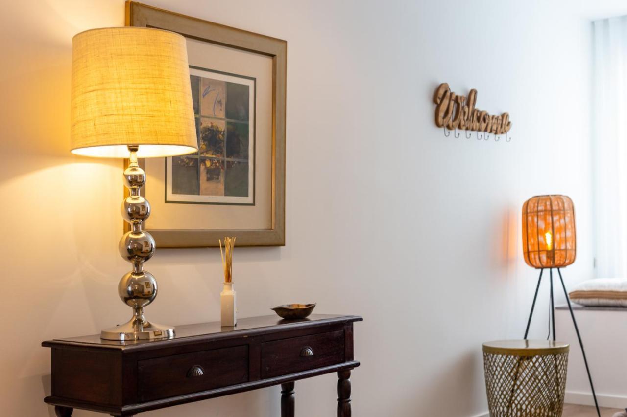 Stupendo- Two Rooms, Patio With Refreshing Pond-Center-Air Conditioning-Free Park Lisboa Eksteriør bilde