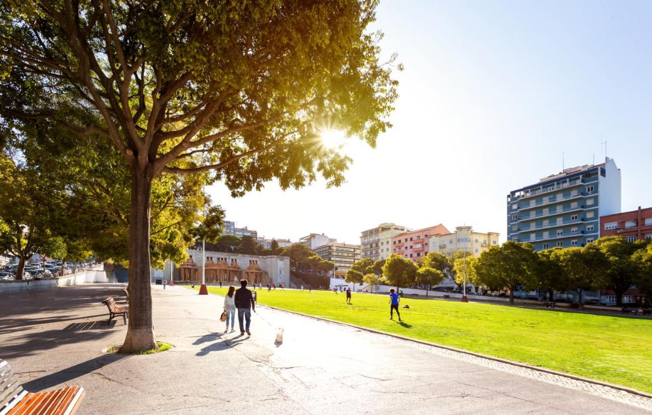 Stupendo- Two Rooms, Patio With Refreshing Pond-Center-Air Conditioning-Free Park Lisboa Eksteriør bilde
